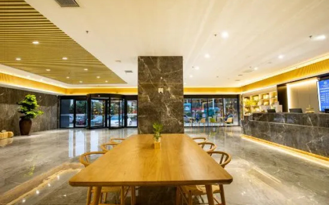 Starway Hotel (Yucheng County Government) – Business – Shangqiu