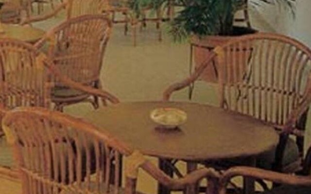 Nicos & Olympia Apartments