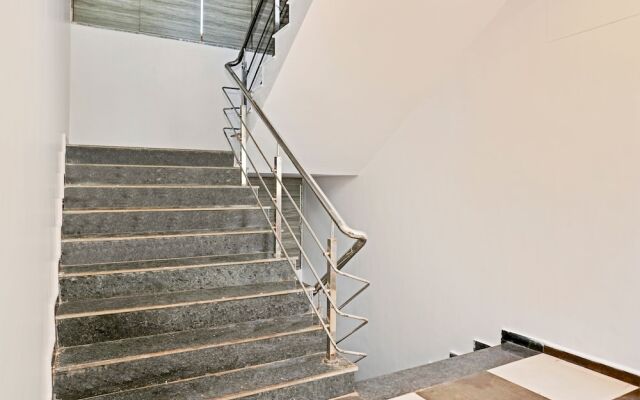 OYO 29634 Hotel Navalai Pride