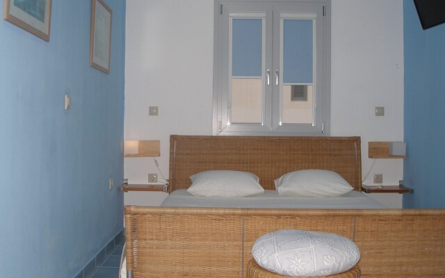 Innaxos Studios, Viewing Apollo Temple