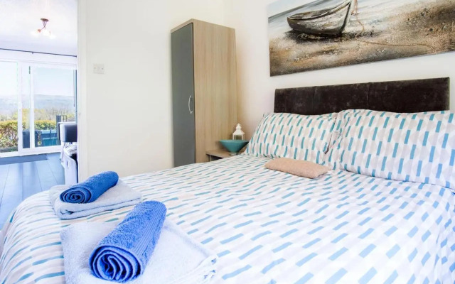 Bayview 32 - 2 Bedroom Chalet - Bayview Oxwich