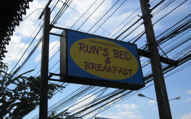 Runs Bed & Breakfast