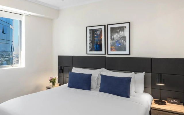 Oaks Brisbane on Margaret Suites