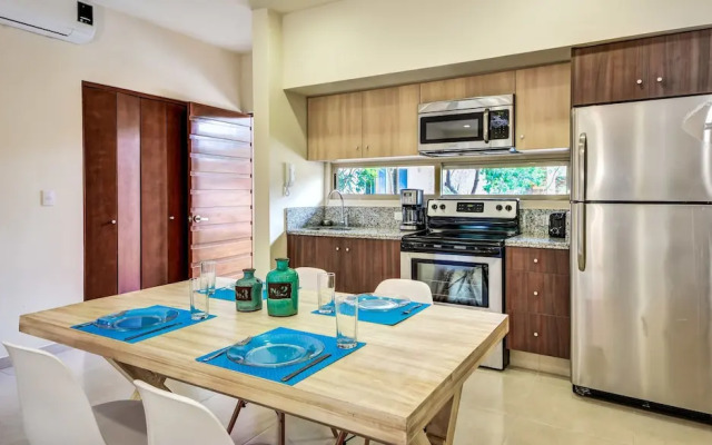 Anam 1 bedroom apartment with balcony sleeps 3