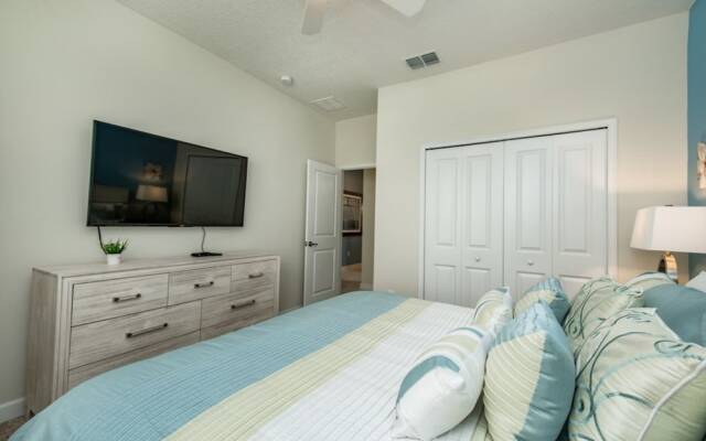 Champions Gate 1564 TL