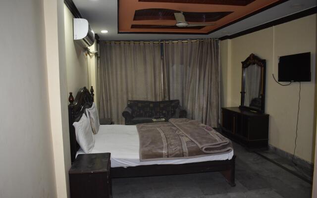 Hotel Khursheed Palace Faizabad