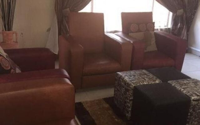 Shidila Lodge