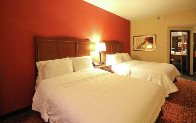 Hampton Inn Columbus-South