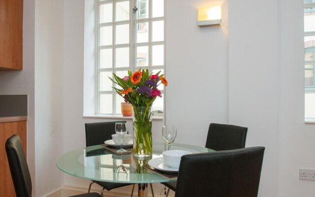 Cleyro Serviced Apartments-City Centre