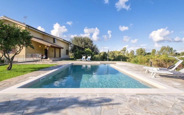 Sardinia Re - Villa Gialla