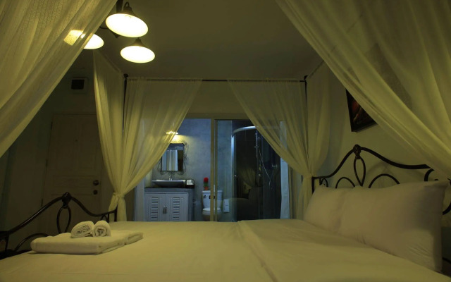 Mooz Hua Hin