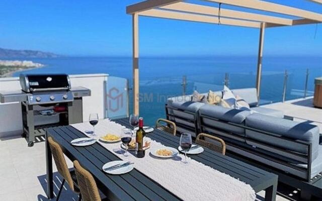 AP354 - Bayview Hills