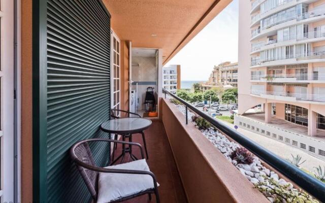 Cascais 1BR w/ pool