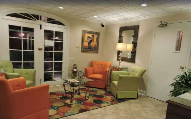 French Quarter Suites Hotel