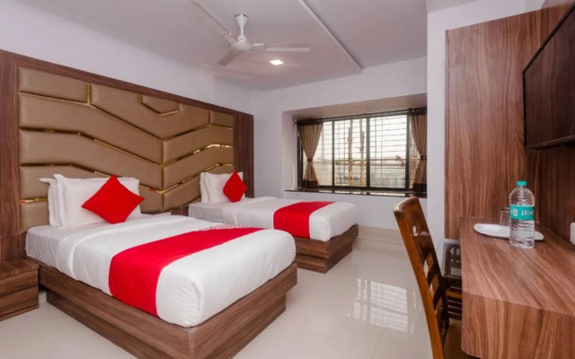 Hotel Apple Inn by OYO Rooms