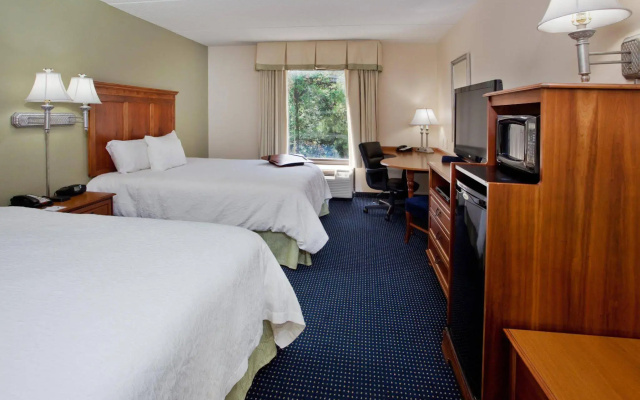 Hampton Inn & Suites ATL-Six Flags