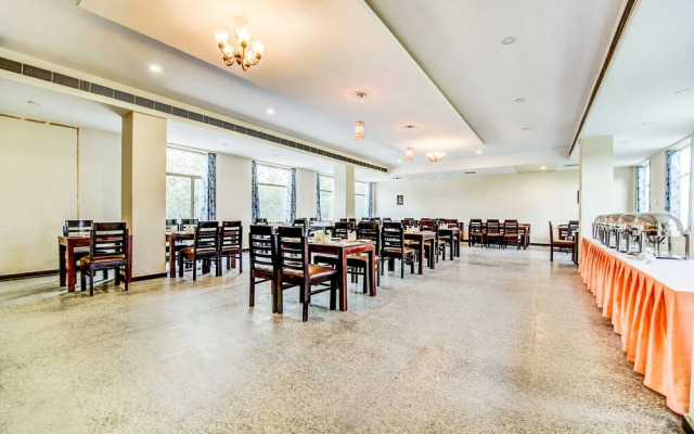 FabHotel Maharana Green Resort