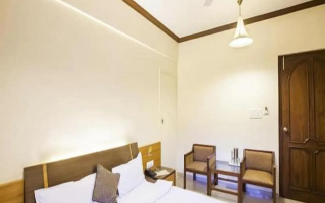 Jaffer Bhai's Brickland Hotel