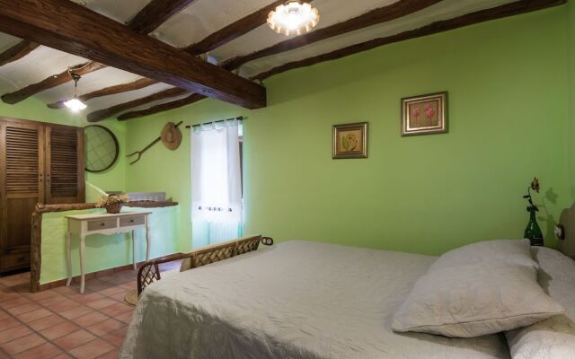 Grand Mansion in La Bisbal del Penedès With Sauna