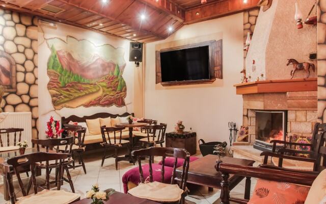 Homely Holiday Home in Stournareika With Terrace