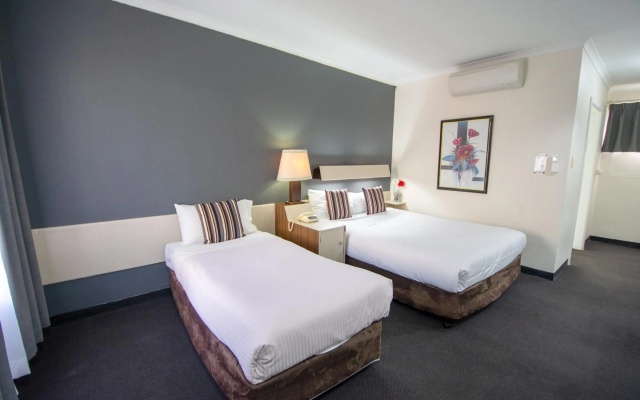Midcity Motor Lodge – Guest Rooms – Orange