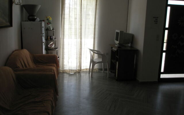 Ampeli Apartments