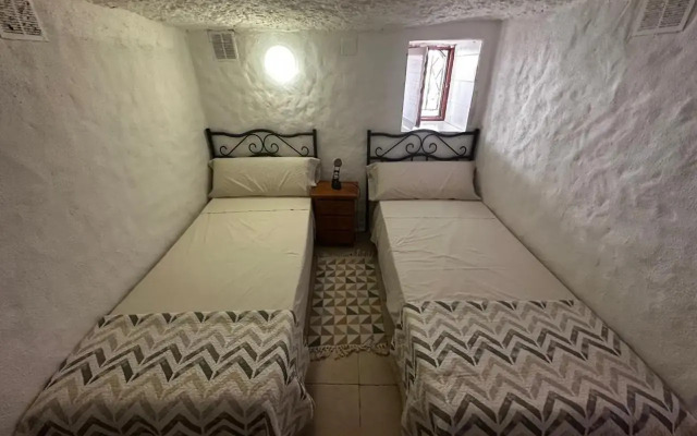 Mi CASA CUEVA