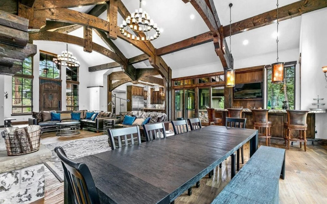 Sable Rock Manor