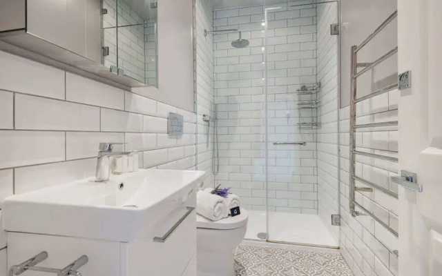 The Charming Golborne Escape- KBT