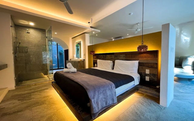Kuun Taak Tulum