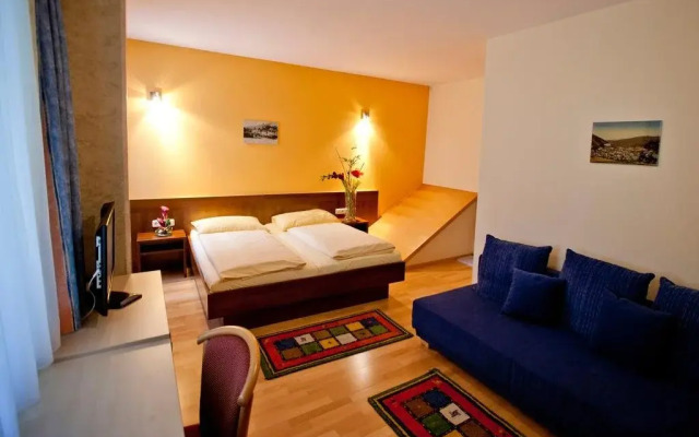 Gasthof Weisses Dach - Open Space