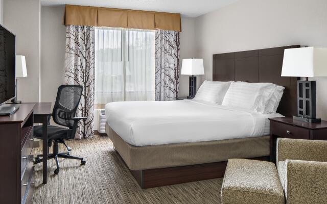 Holiday Inn Express Grove City by IHG