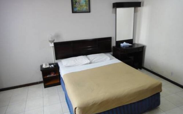 Batu Burok Beach Resort