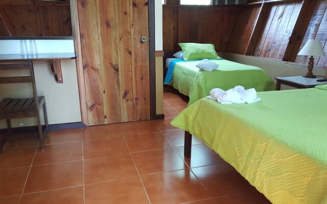 Hotel Faro Arenal