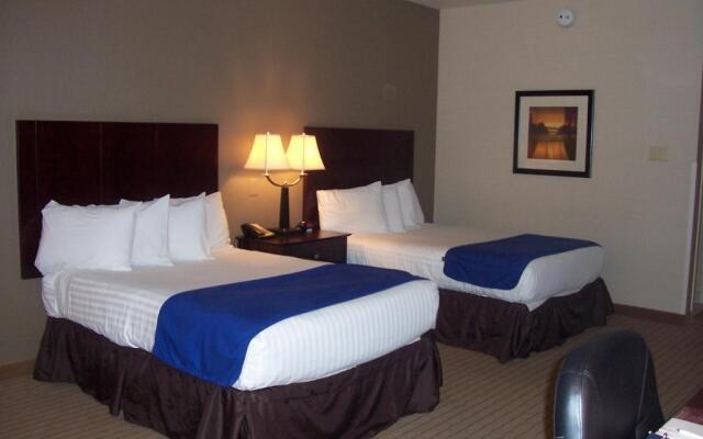 Nichols Village Hotel and Spa