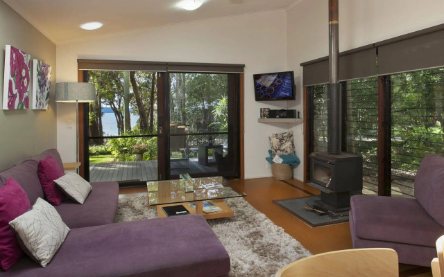 Eumarella Shores Noosa Lake Retreat