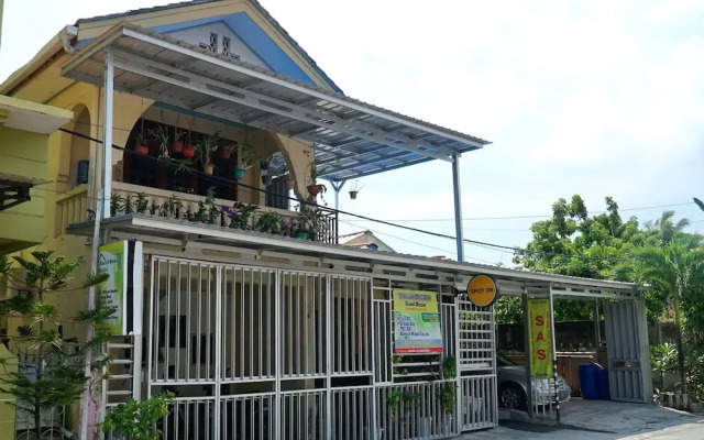 OYO 1854 Sepinggan Asri Syariah Guesthouse
