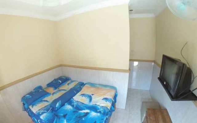 Hotel Bromo Indah – Guest Rooms – Bandungan