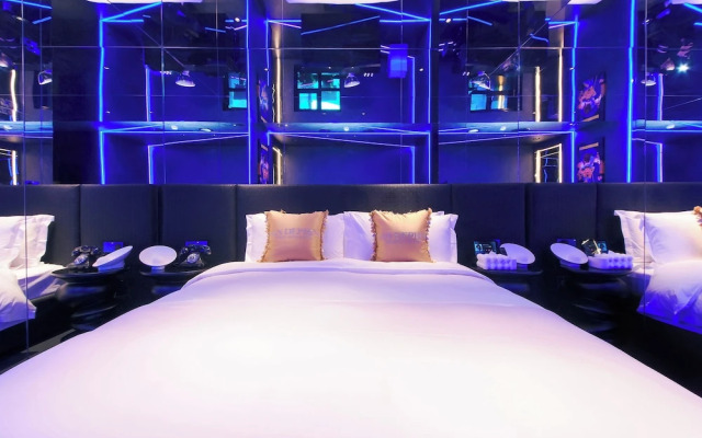 Space Design Hotel