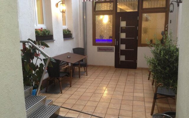 Hotel Rest Inn