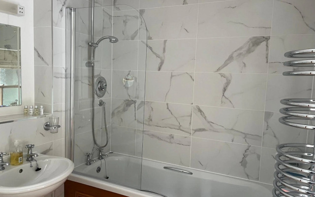 Lairds and Keepers Apartments