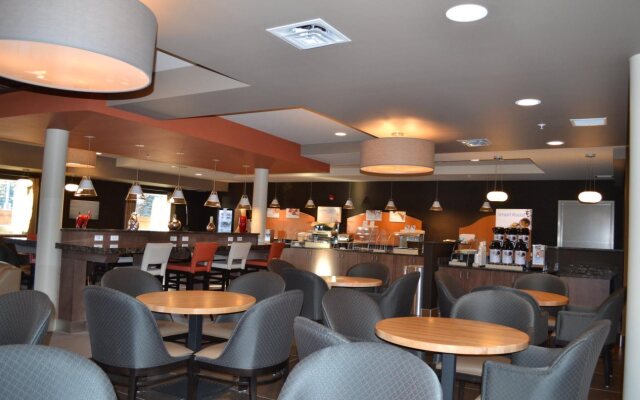 Holiday Inn Express & Suites Cold Lake by IHG