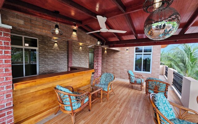 White Sand Inn
