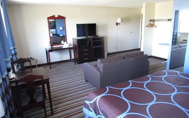 Super 8 By Wyndham Columbus/Edinburgh