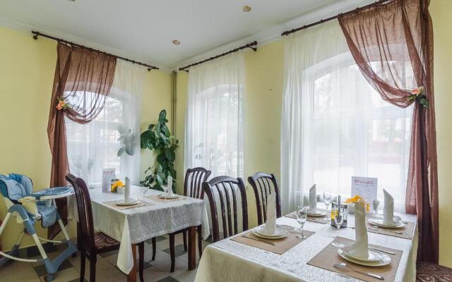 Шаляпинъ (Кисловодск)