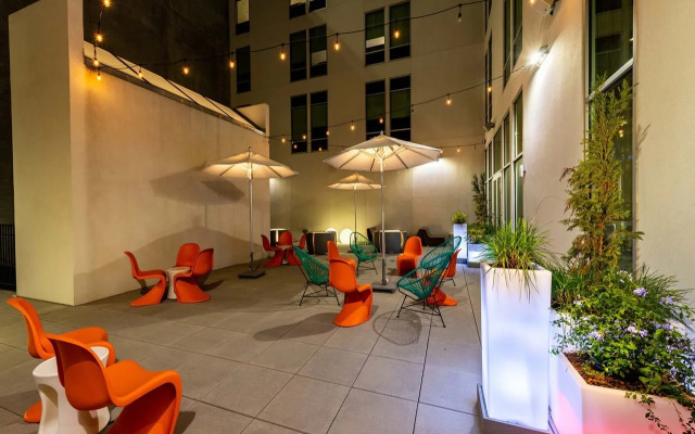 Aloft Savannah Downtown Historic District