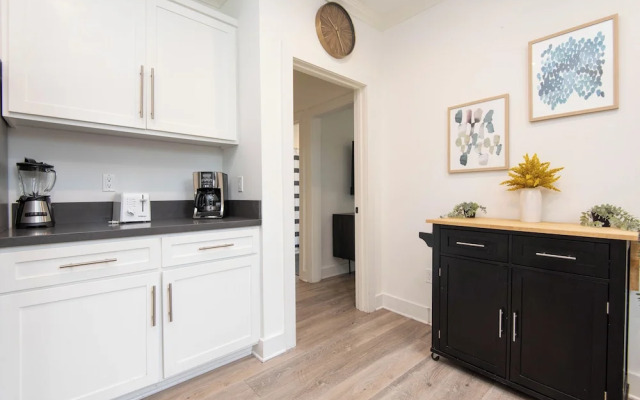 Amazing House Near DTLA