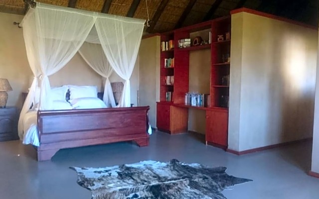 Draaihoek Lodge & Restaurant