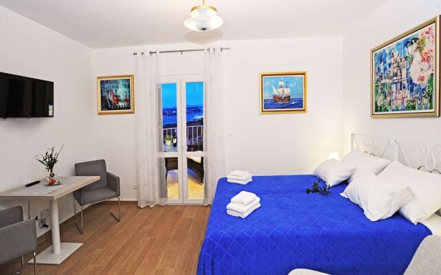Nika Family Apartments