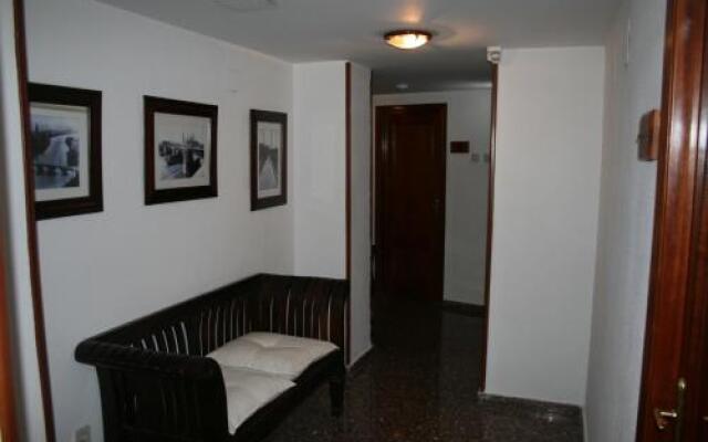 Hostal Puente De Piedra